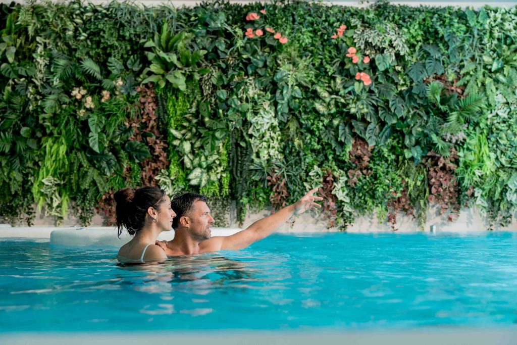 Dolce by Wyndham Versailles Domaine du Montcel Spa Indoor pool 9 web
