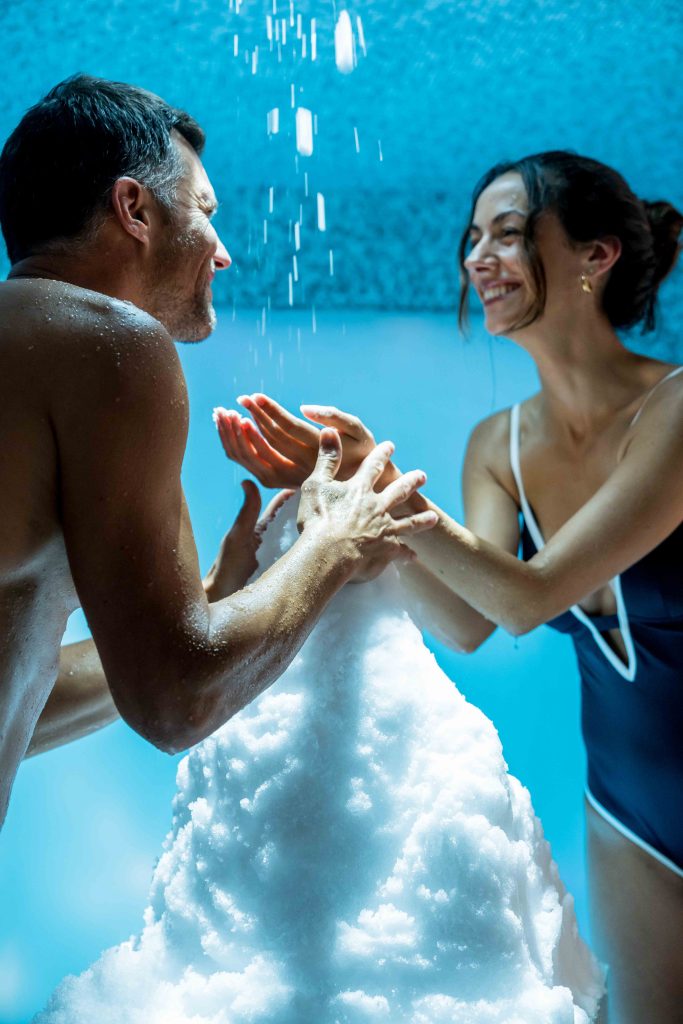 Dolce by Wyndham Versailles Domaine du Montcel Spa Snow Cave 5 web