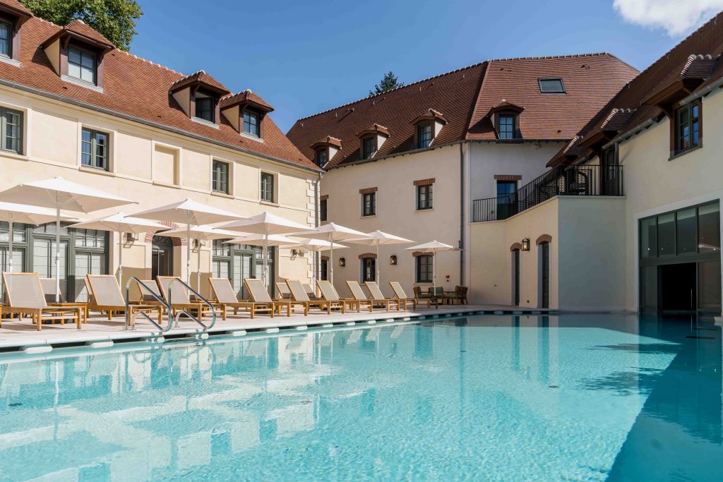Wellness 1 Dolce by Wyndham Versailles Domaine du Montcel Spa Pool outdoor 9 web 1