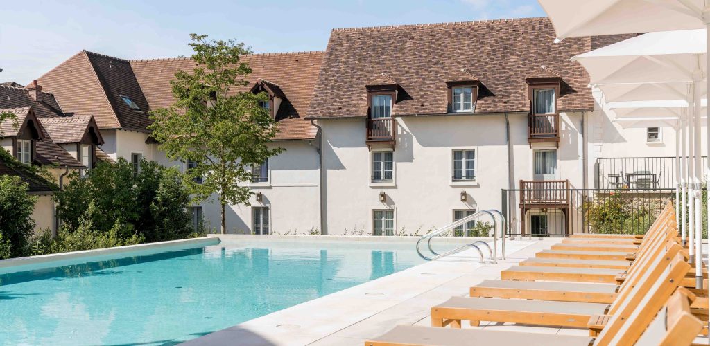 Dolce by Wyndham Versailles, Domaine du Montcel – Spa Pool outdoor (8) web week end spa pres de paris